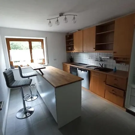 Ferienwohnung Mit Eigenem Eingang, Kostenlosem W-lan Und Teilweise Neuer Ausstattung * Wilhermsdorf (Furth)