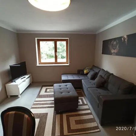 Apartmán Ferienwohnung Mit Eigenem Eingang, Kostenlosem W-lan Und Teilweise Neuer Ausstattung